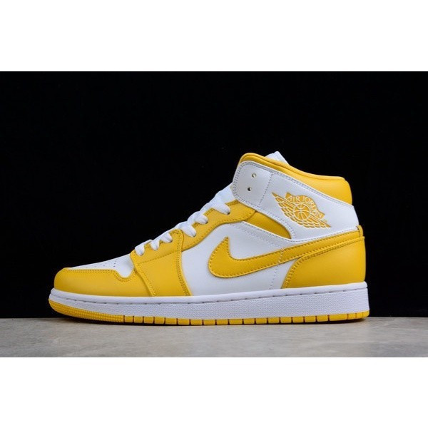 รองเท้าบาสเก็ตบอล Leatherystock สีขาว/เหลือง model bq6472-117