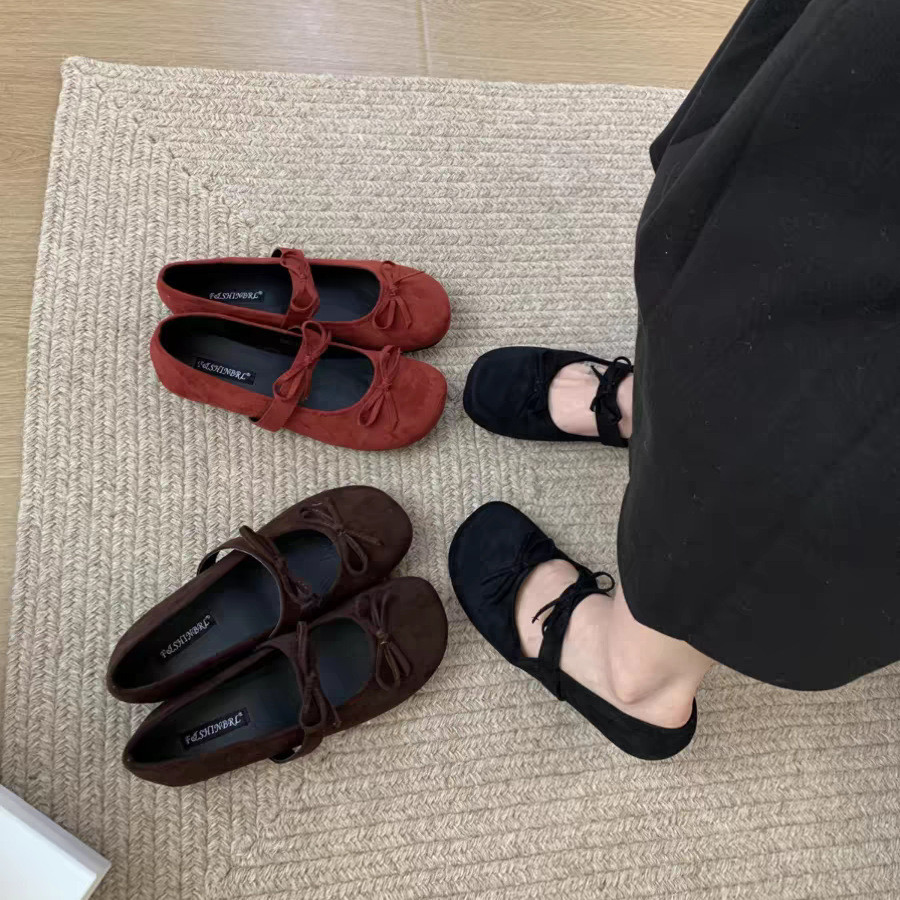 รองเท้าแมรี่เจนแบบแบนสไตล์ฝรั่งเศส สไตล์บัลเล่ต์ที่อ่อนโยน หัวมน พื้นนุ่ม ใส่สบาย มี 3 สีให้เลือก