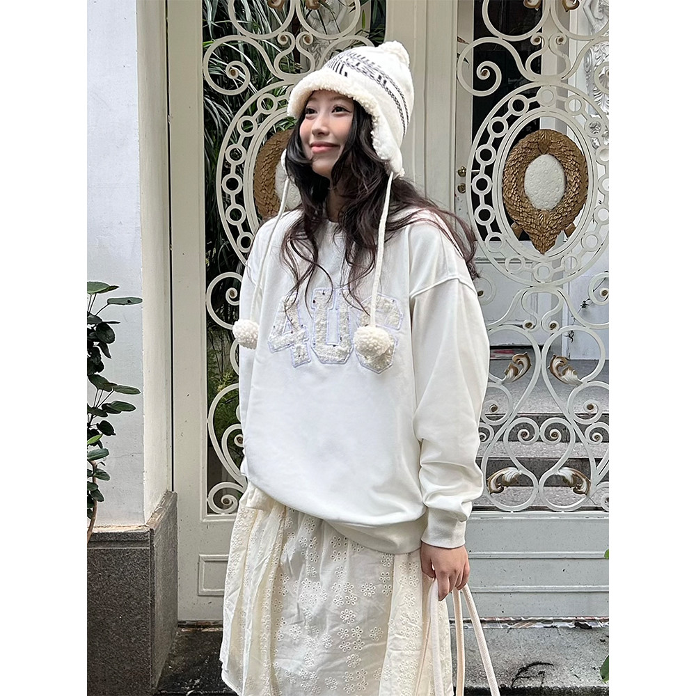 FORUYES Official Store ฤดูใบไม้ผลิฤดูใบไม้ร่วง Chanel สไตล์ Letter Patch เย็บปักถักร้อยคู่ผู้ชายผู้ห