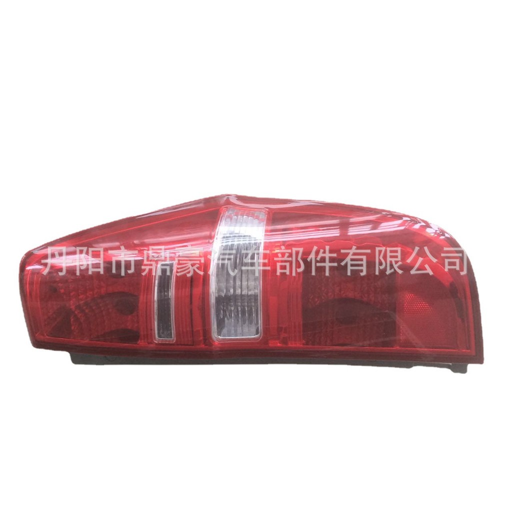 เหมาะสําหรับ Hyundai STAREX 08 ไฟท้าย H1 08 ไฟท้าย 92401-4H000/92402-4H0004.6