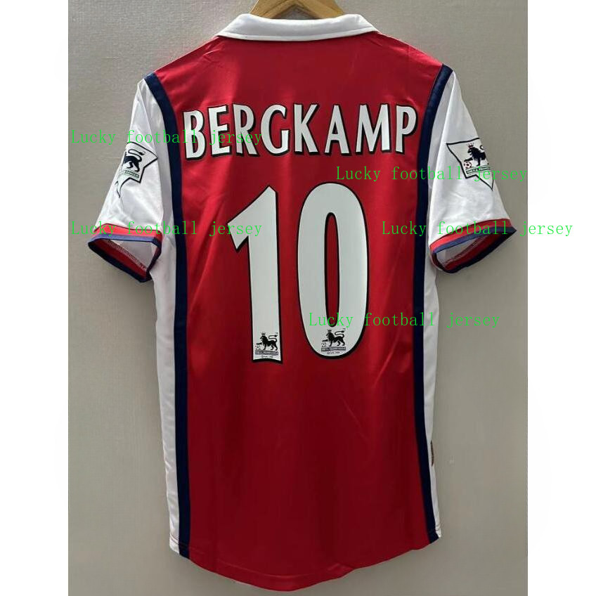 เสื้อบอลเรโทรArsenalคุณภาพสูง พร้อมตัวเลือกกำหนดเอง