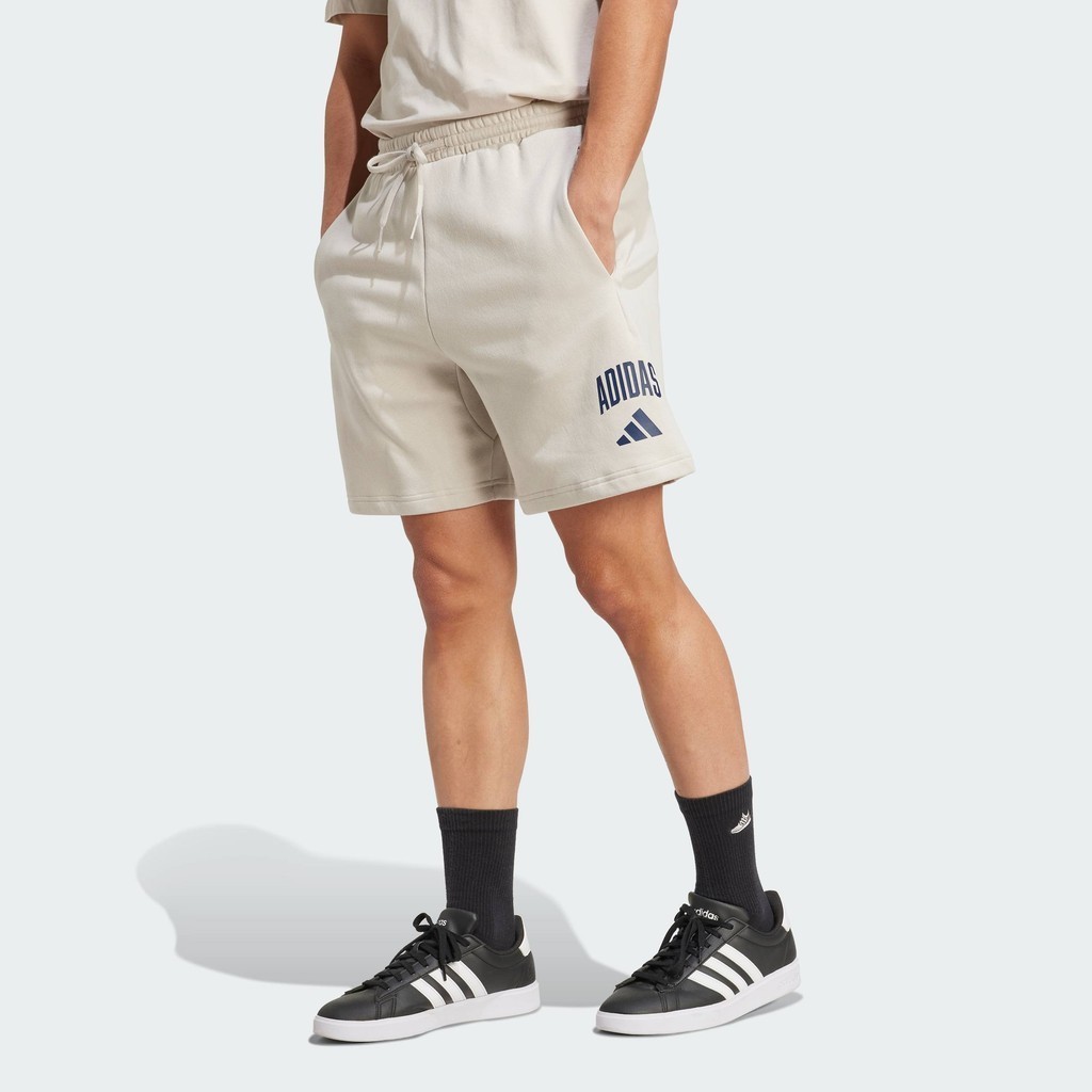 adidas ไลฟ์สไตล์ กางเกงขาสั้น Collegiate ผู้ชาย สีเบจ JM1726