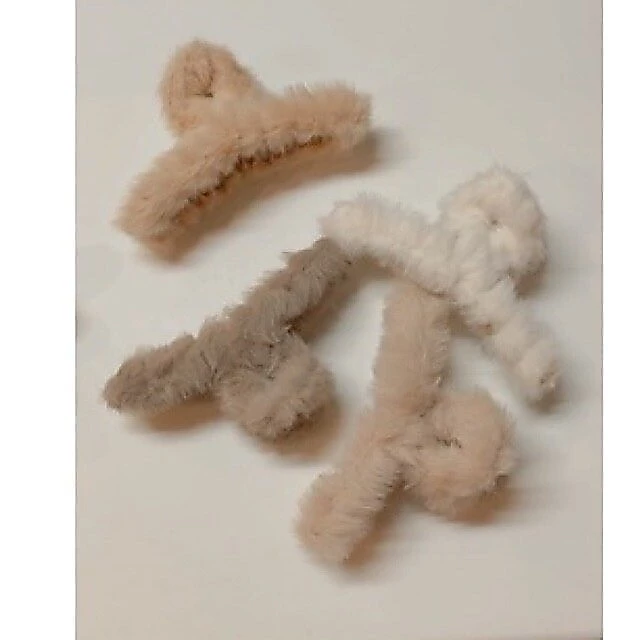 F068 กิ๊บติดผม กิ๊บหนีบผม ผ้ากำมะหยี่ขนนุ่ม สไตล์เกาหลี กิ๊บติดผมน่ารัก 1ชิ้น