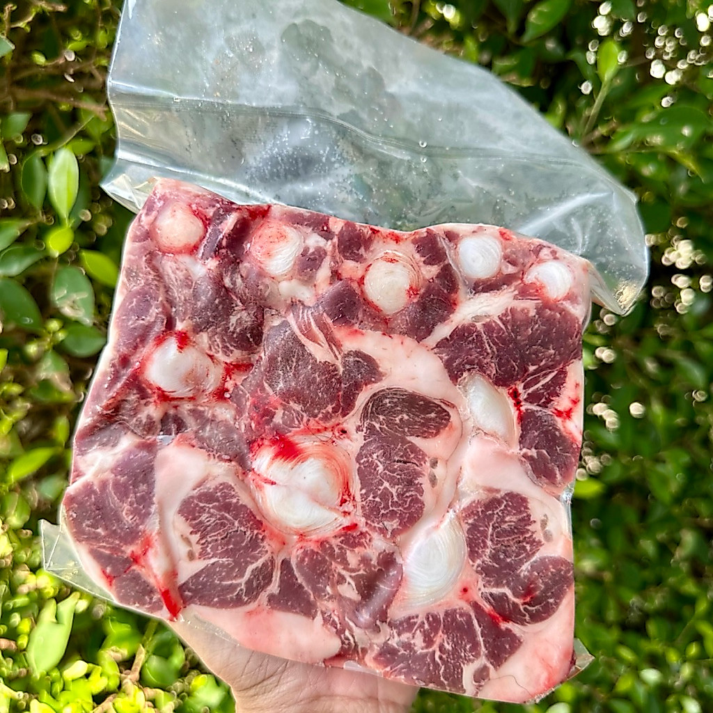หางวัว ลอกหนังพร้อมใช้ แพคละ 1 kg