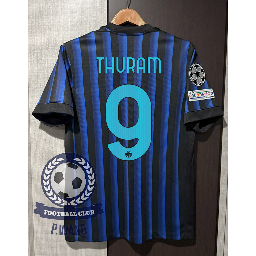 ลดท้ายฤดูกาล!! เสื้อฟุตบอล อิuเตoร์ มิaาu Home ชุดเหย้า (3A) เกรดแฟนบอล ปี 2025/26 ยูฟ่าแชมlปียuลีกUCL ชื่อนักเตะ