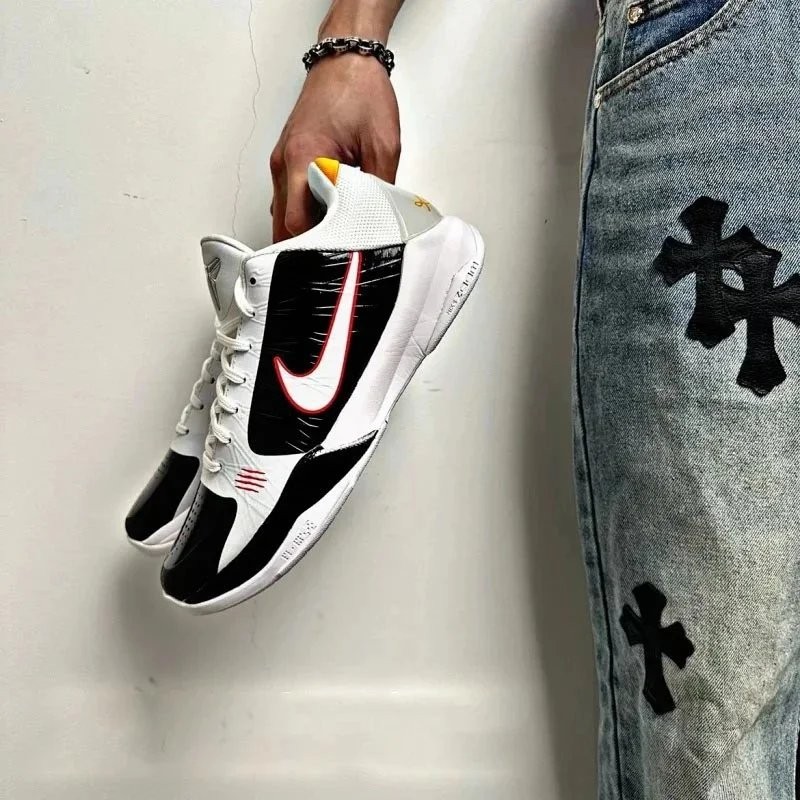 รองเท้าบาสเก็ตบอล Nike Kobe รุ่นที่ 5 (Zoom Kobe V)