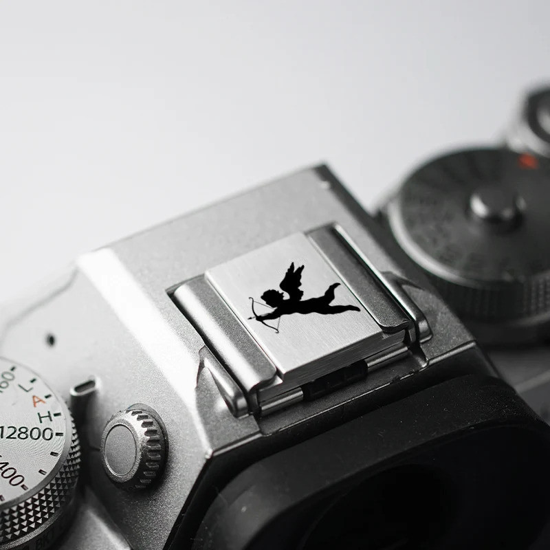 ปุ่มชัตเตอร์กล้องฝาครอบรองเท้าร้อน Canon R6 Sony A6400 A7M4 A7M3 A6300 สําหรับ Fujifilm XT30 V100X X