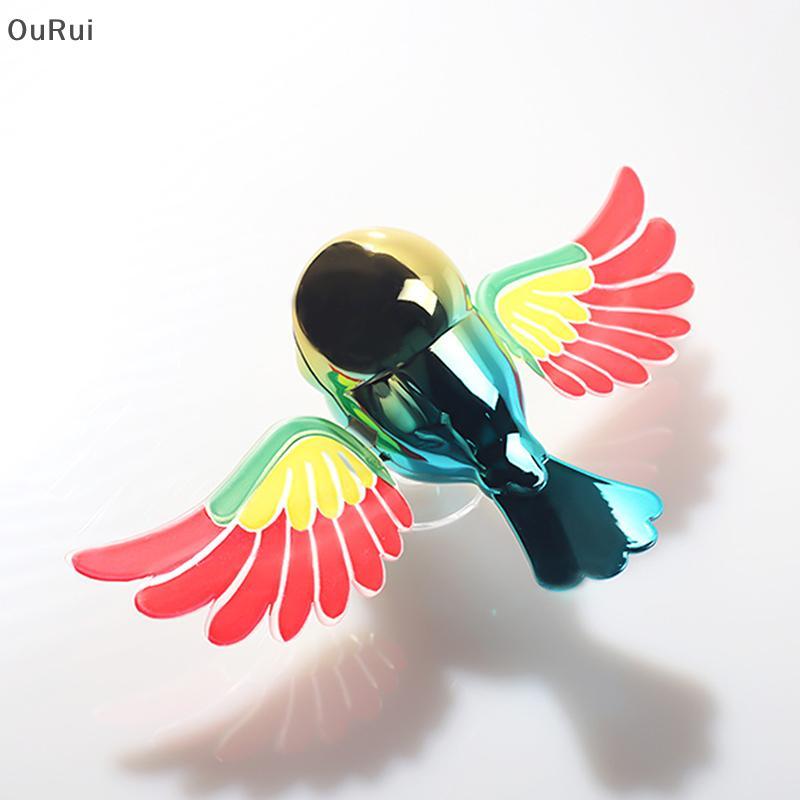 [B&C] จําลอง Flying Bird รถจักรยานยนต์เครื่องประดับรถปีกในลม Cutepanion Little Bird รถสร้างสรรค์ Funpanion ของขวัญ {th}