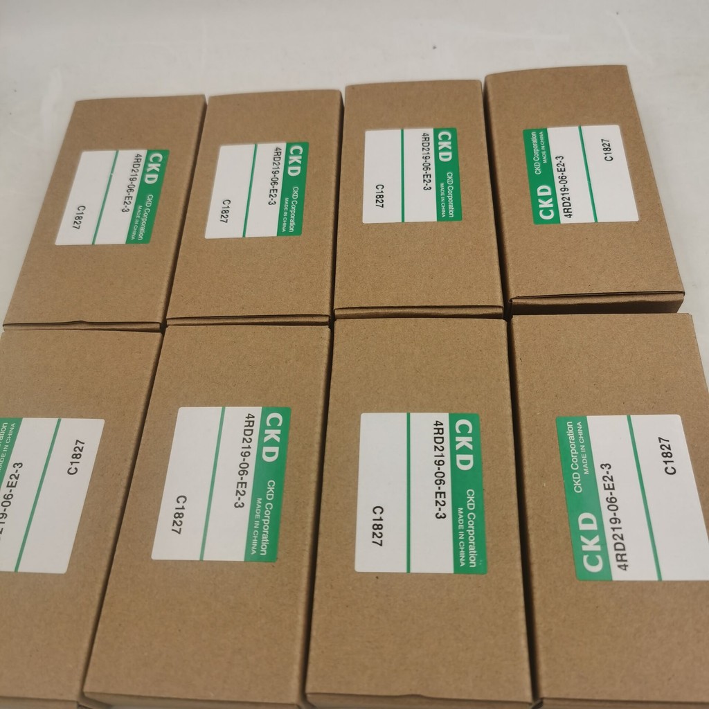 ญี่ปุ่น CKD ยี่ห้อใหม่โซลินอยด์วาล์วแท้ 4RD219-06-E2-3 สินค้าปลอมสีขาวฟรียิงจริง