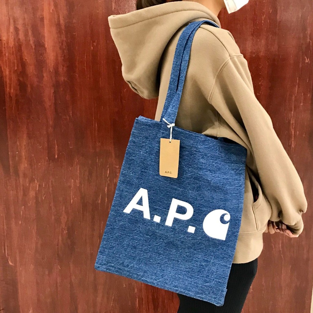 APC Joint CARHARTT WIP Blue Denim APC กระเป๋าถือพิมพ์ลายกระเป๋าสะพายกระเป๋าช้อปปิ้ง