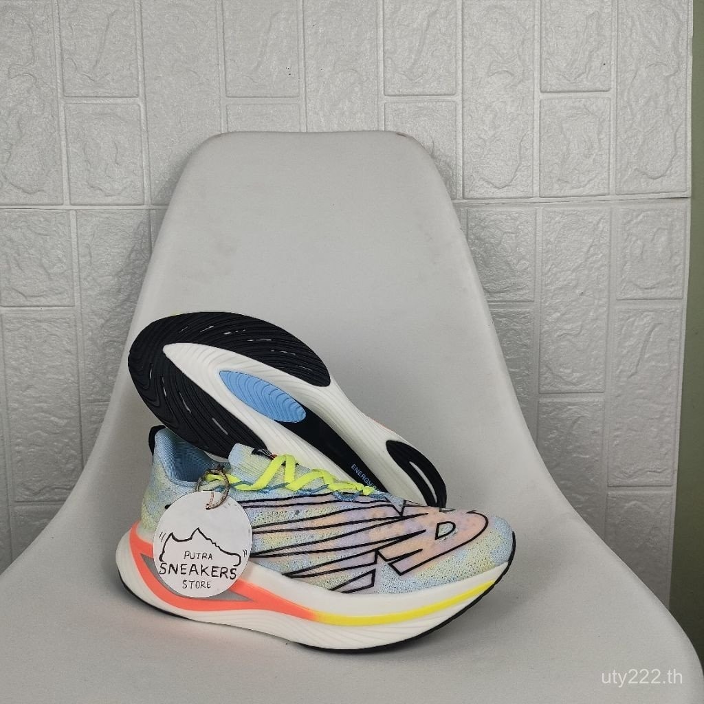 เหมาะสําหรับรองเท้าวิ่งแบตเตอรี่เชื้อเพลิง SC ELITE V3 สไตล์ลอนดอน