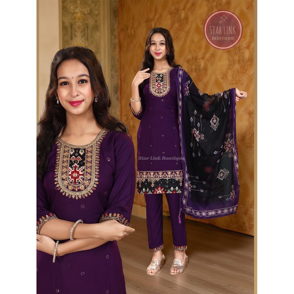 ชุดเด็กหญิง Grand Punjabi Kurtis พร้อมกางเกงและ Duptata