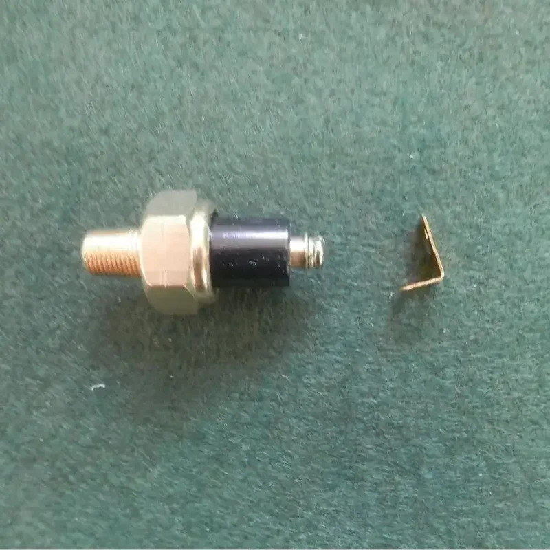 M10 1/8 5KW เซ็นเซอร์ความดันน้ํามัน THMMER สําหรับ Yanmar L40 L48 L60 L70 L75 L90 L100 2KW 3KW เครื่