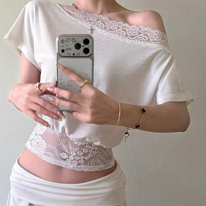 [260ก ผู้ชายผ้าฝ้าย เป็นกิริยาช่วย] เย็บลูกไม้เอียงไหล่แขนสั้นเสื้อยืดผู้หญิงแคบ-เอวสั้นด้านบน
