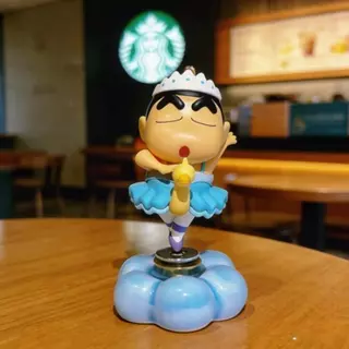 อินเทรนด์สามารถหมุนได้ Crayon Shin chan Spinning รูปตกแต่งเครื่องประดับขนาดเล็กสําหรับ Office Desktop Car Center คอนโซล Ideal ของขวัญวันเกิดสําหรับแฟนอะนิเมะ