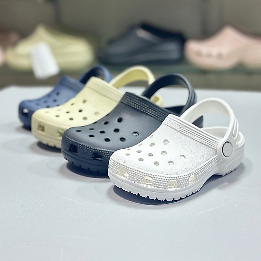 รองเท้าเด็ก Crs ca-sic รุ่นแตะแบบสวม ไปได้ทั้งผู้หญิง กับ ผู้ชาย size 23--36