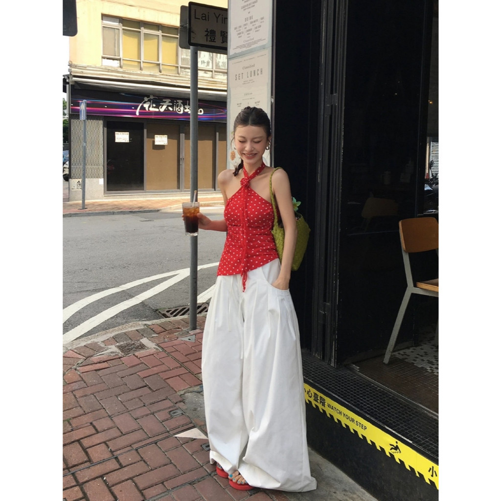 iPinkพร้อมส่ง🌷เสื้อคล้องคอผู้หญิง แต่งดอกไม้ลายโพกาดอท สีแดงสดใส่ สาวฮอต ชุดไปคาเเสื้อครอปทรางรัดรูป เรียบหรู เปิดหลัง - รูปที่ 5