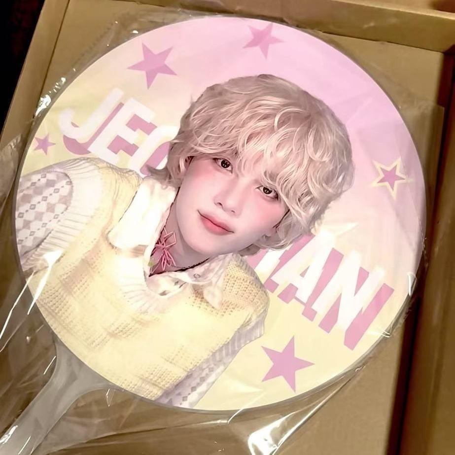 [คําแนะนําร้านค้า] Yin Jinghan King Fan High-value Star Chasing King Fan Yin Jinghan รองรับพัดลมมือข