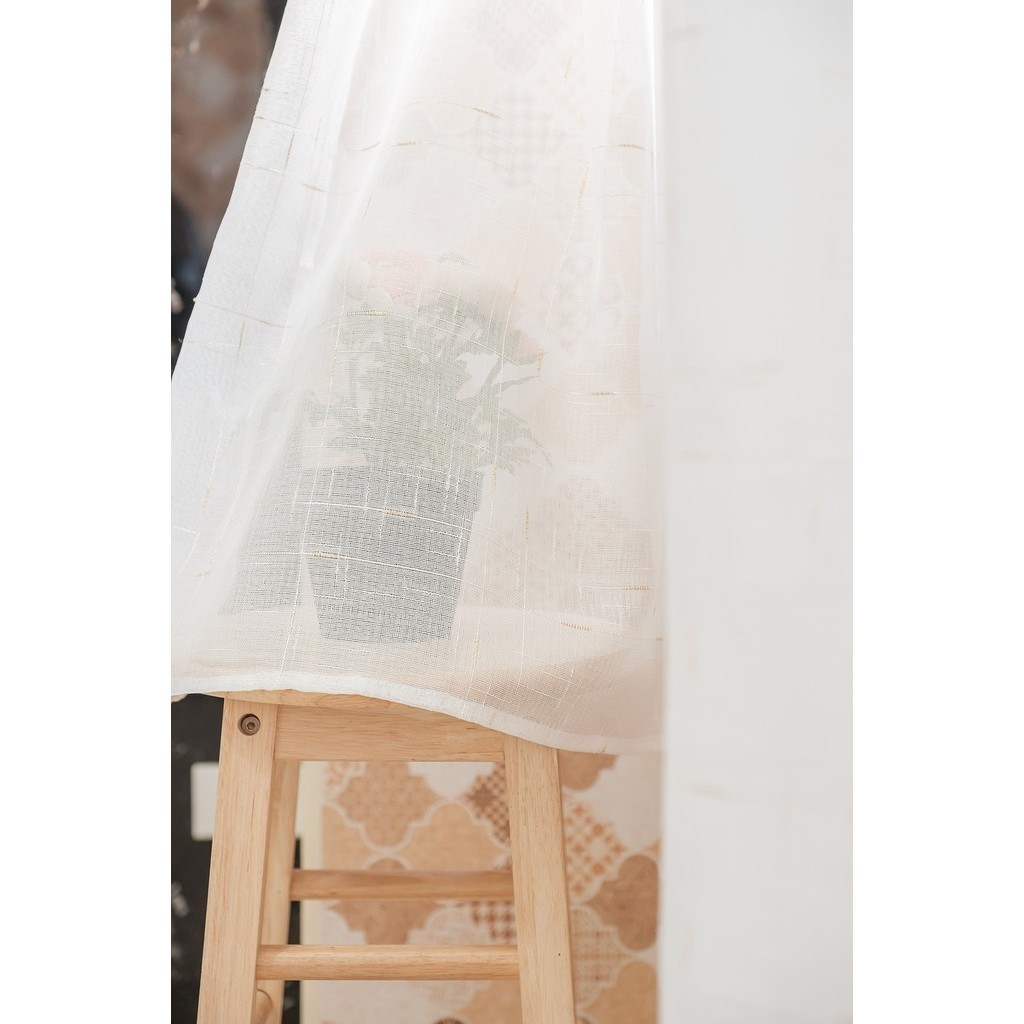 แนะนำ ผ้าม่าน ผ้าม่านโปร่งแสง เจาะห่วงตาไก่ สีขาว ปักลายเส้นทอง สไตล์โมเดิร์นวินเทจ เรียบง่าย สบายตา ขนาดหน้าต่าง-ประตู ส่งไวจากไทย ราคาพิเศษ มีเก็บเงินปลายทาง