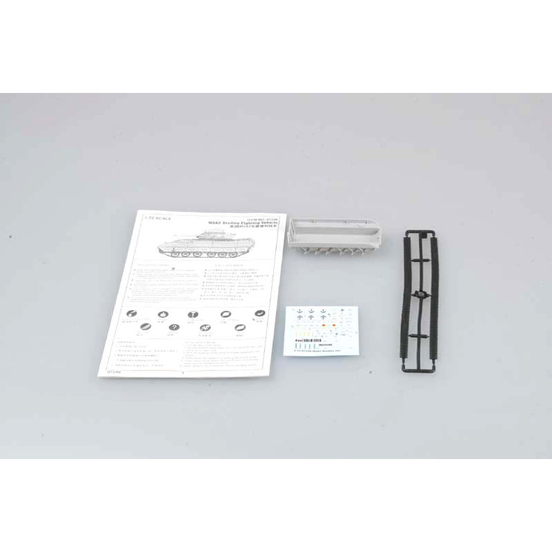 Trumpeter 07296 ชุดประกอบกาว 1/72 American M2A2 Bradley Chariot