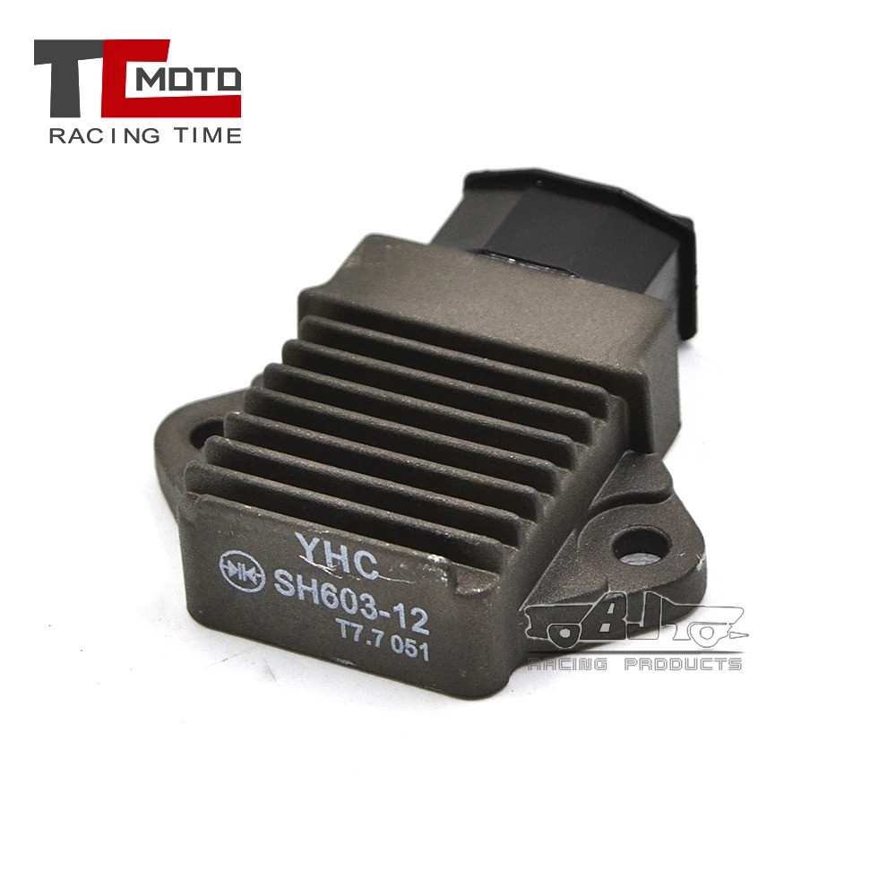 รถจักรยานยนต์ 12v เครื่องปรับแรงดันไฟฟ้าสําหรับ Honda CBR600 CBR900 CBR1100 HORNET CB600F SHADOW NV7