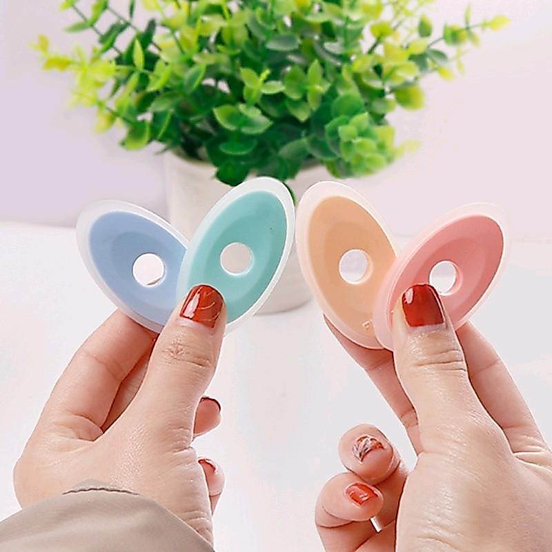 ยางลบซิลิโคน สีแดง 1 ชิ้น สำหรับลบดินสอ ปากกาลบได้ ลบสะอาด ลบได้ดี ใช้งานได้ยาวนานกว่า ราคาถูก สำหรับลบดินสอ ลบหมึกปากกา