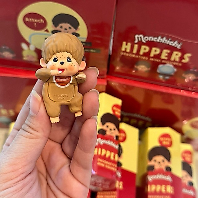 【✨มีโค้ดหน้าร้าน🙌🏻พร้อมส่งภายใน24ชม.ของแท้💯】 🐵Monchhichi Hipper ตุ๊กตาเกาะโทรศัพท์ ใหม่แท้จาก🇯🇵