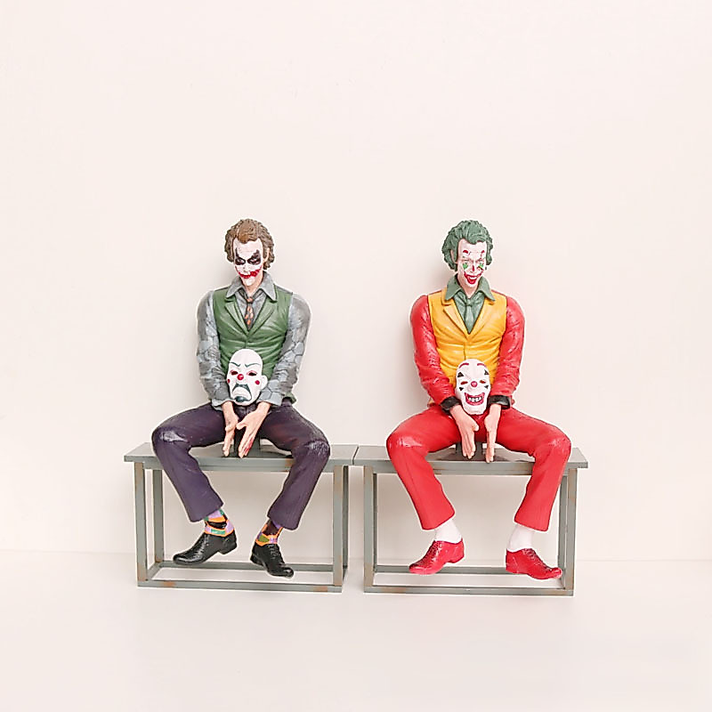 24.5 ซม.Joker Heath Ledgerอะนิเมะตัวเลขนั่งสีเขียวชุดมือถือJoker Maskตกแต่งรถรุ่นเด็กของเล่นเด็กXmas
