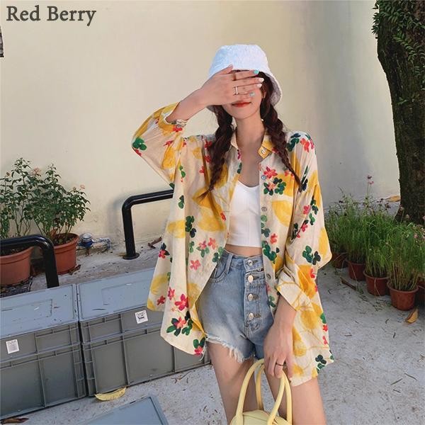 Red Berry เสื้อเชิ้ตผู้หญิงลายดอกไม้ สไตล์วันหยุด เสื้อคาร์ดิแกน W378