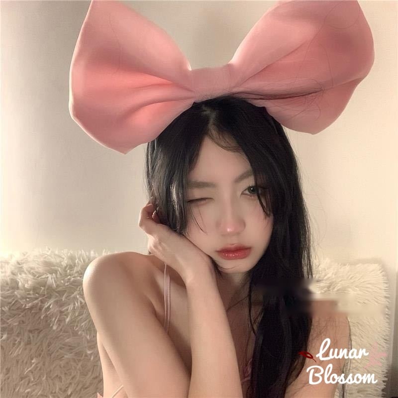 Lunar Blossom 🎀🎀 hair band ที่คาดผมโบว์ใหญ่ ความรู้สึกสามมิติ ราคาที่เอื้อมถึง หวานและน่ารัก การเล่นบทบาทสมมติ