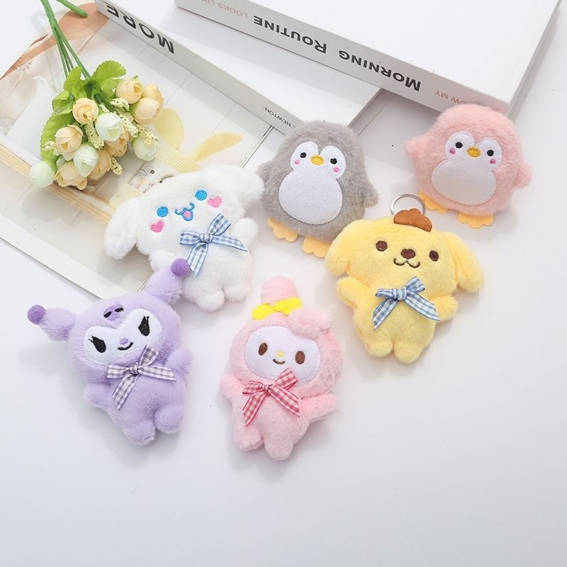 พร้อมสต็อกใหม่การ์ตูนตุ๊กตาจี้กบไดโนเสาร์ ซานริโอ ชุดตุ๊กตาตุ๊กตาสัตว์ขนาดเล็กหมีกระต่ายกระเป๋าเครื่องประดับ