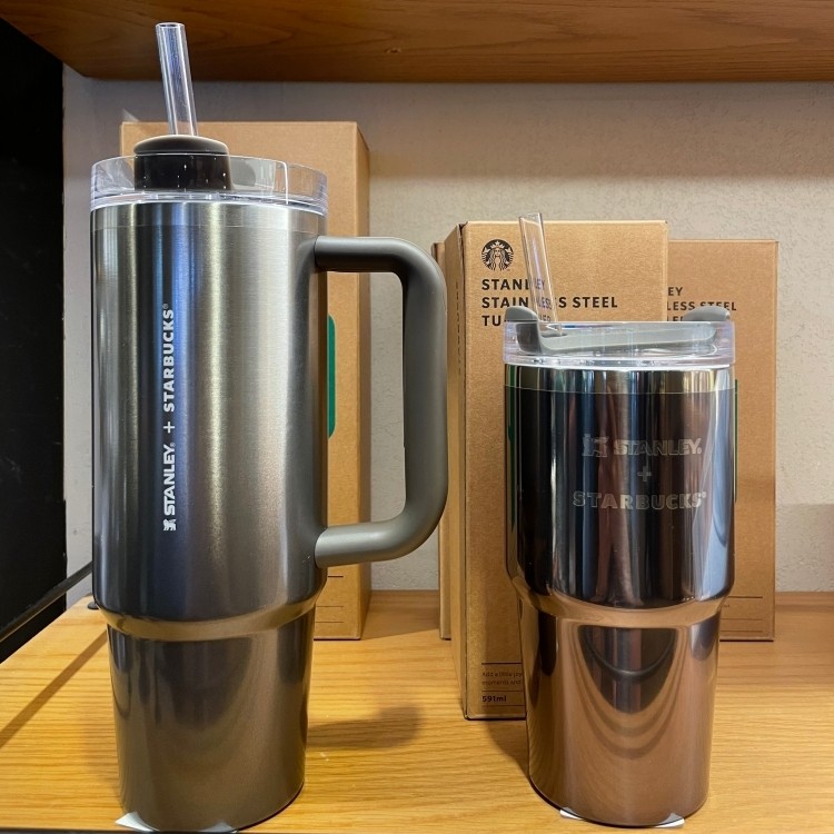 [Jellys Home] Korea Direct Mail Starbucks Starbucks 2025 New Core Classic Grey Silver Stanley