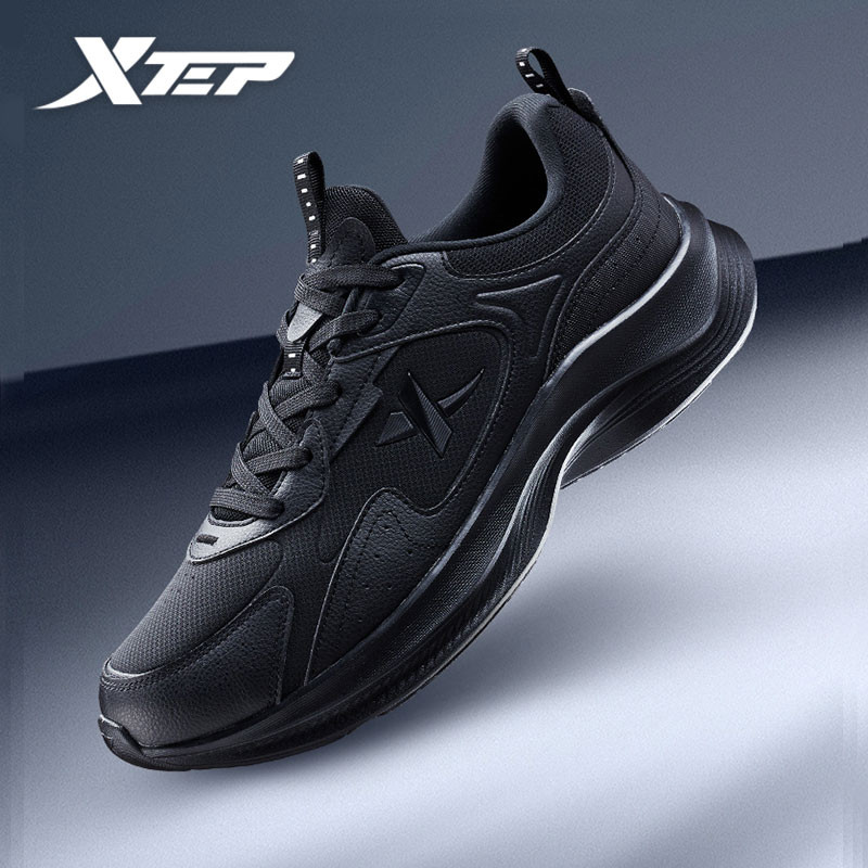 XTEP QINGYUE FW รองเท้าผู้ชาย รองเท้ากีฬา กันน้ำ ลดแรงกระแทก เด้งกลับ กันลื่น ทนทาน