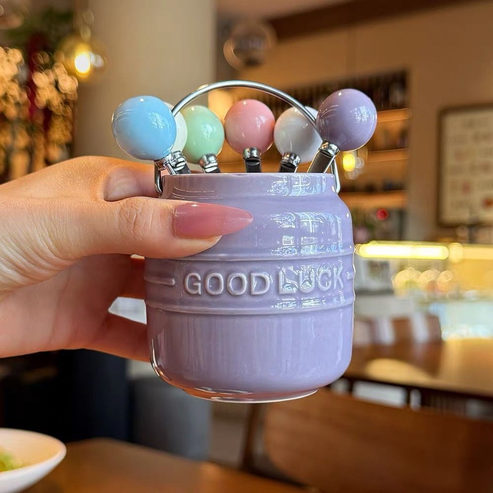 Ins สไตล์ High-value ส้อมผลไม้ชุดขนมหวานเซรามิคส้อมผลไม้ถังเก็บน่ารัก 304 สแตนเลสผลไม้ Pick C8WC