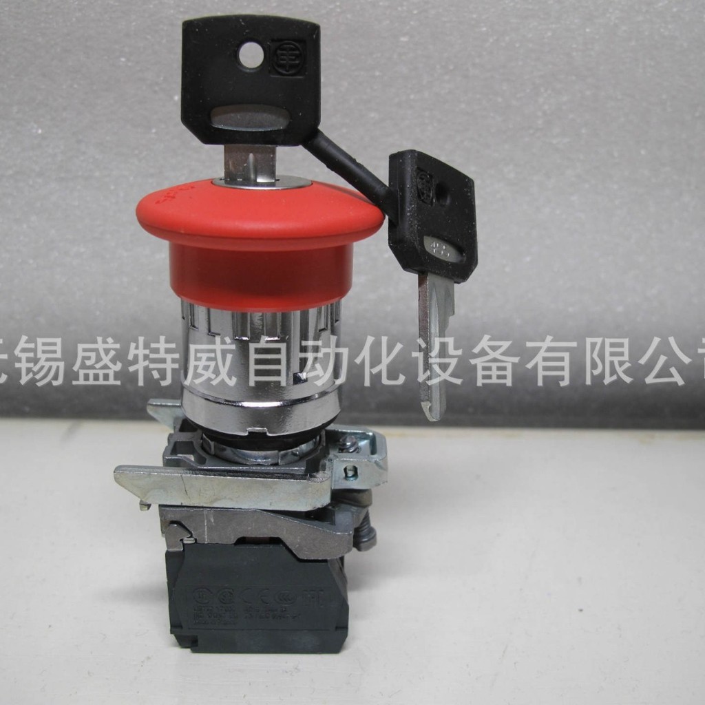 คลังสินค้าพร้อมของแท้ XB4BT42/BT845/BS542/BS142/BS8444/8445/BS9445 ปุ่มหยุดฉุกเฉิน