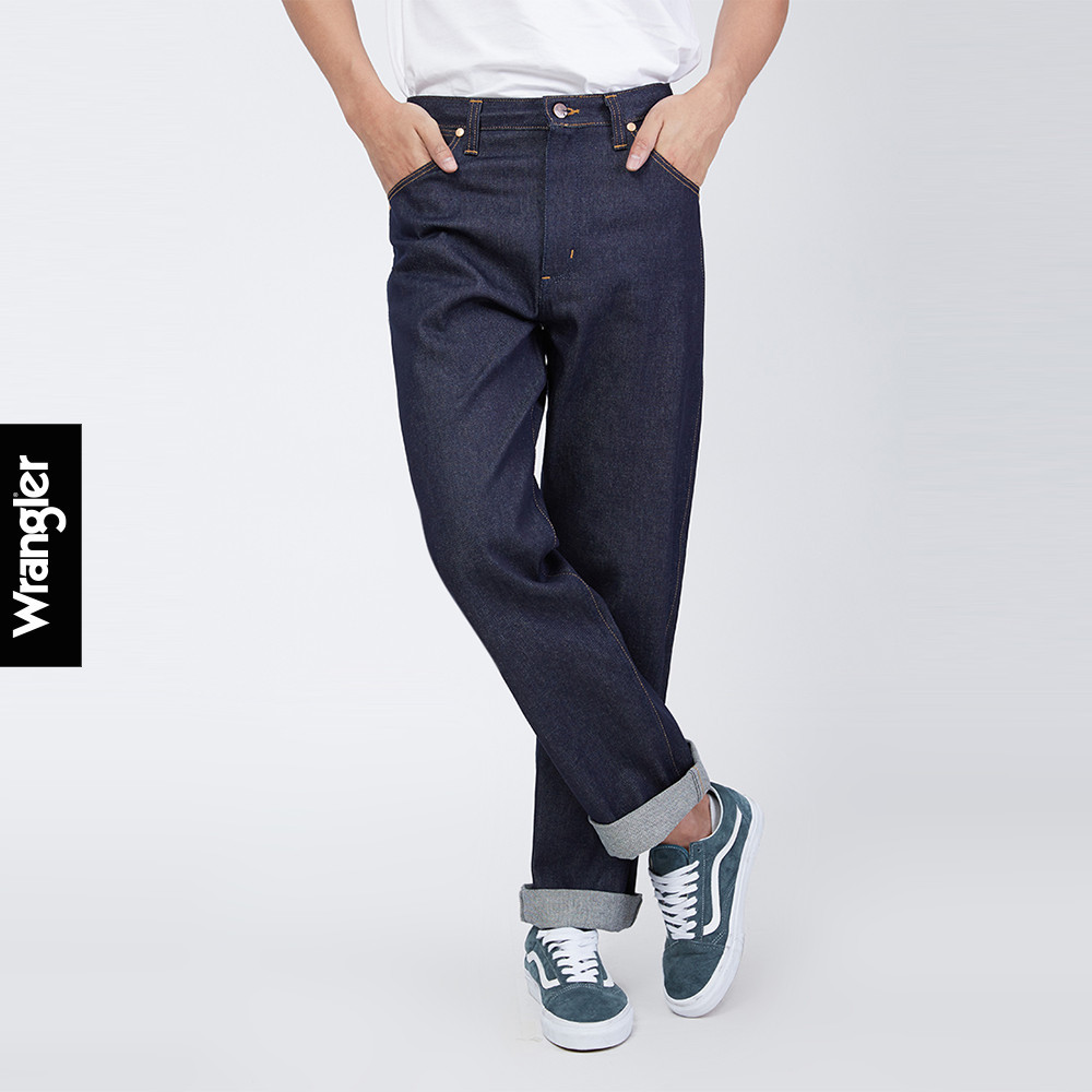 WRANGLER กางเกงยีนส์เอวกลางทรงขากระบอก MWZ รุ่น WR WRMWZ213 แรงเลอร์ กางเกงยีนส์ เสื้อผ้าผู้ชาย กางเ