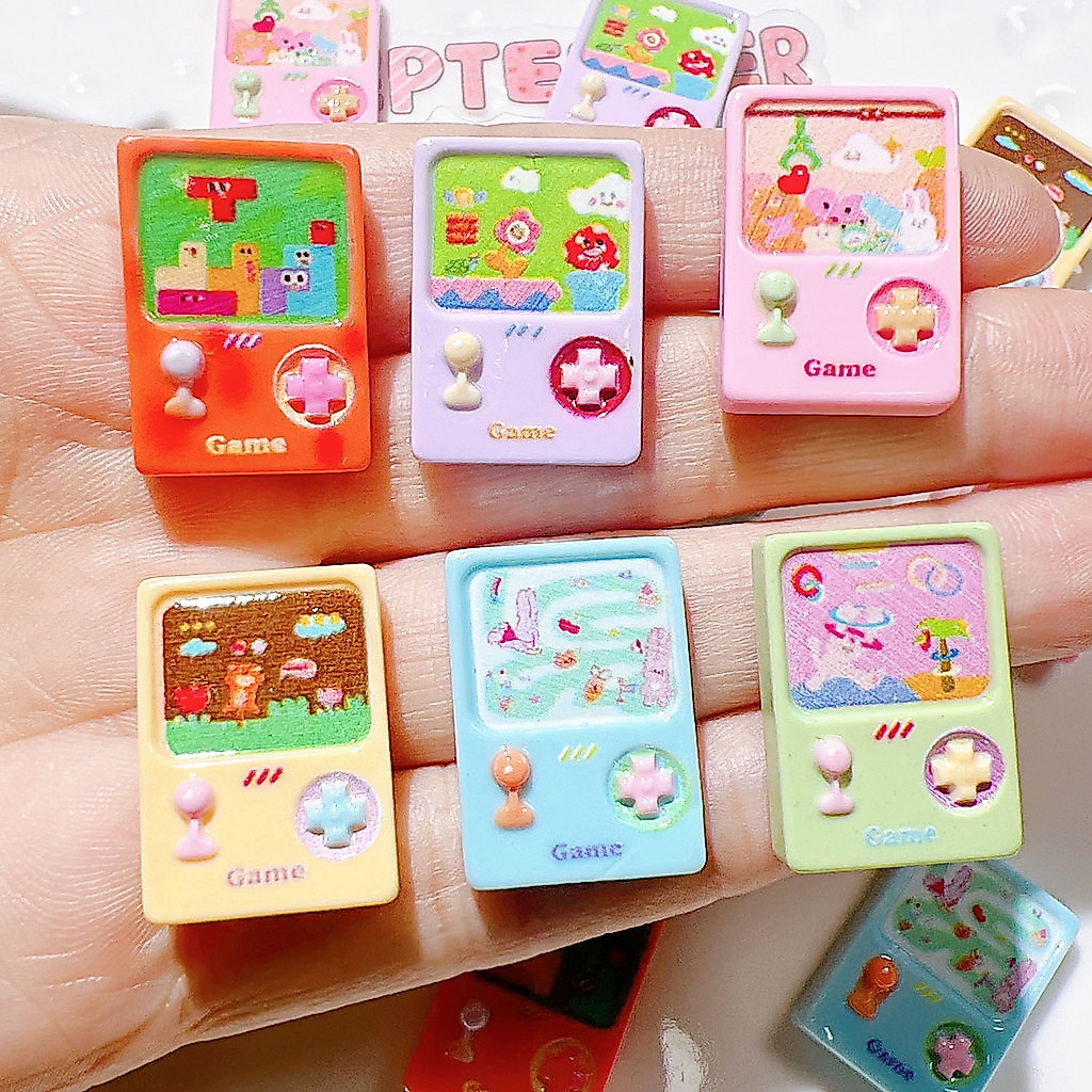 10ชิ้นเครื่องเกมเรซิ่นเสน่ห์สําหรับ ทําเอง (3-96)888