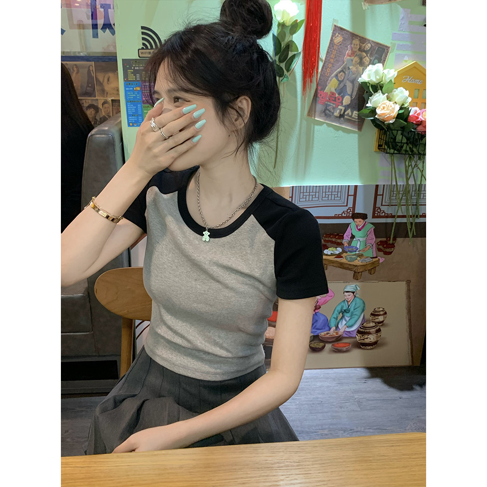 เสื้อยืด baby tee aimer เสื้อยืด ของแท้ไหล่สั้นฤดูร้อนแขนสั้นเสื้อยืดผู้หญิง 2025 สไตล์ใหม่กระชับ Sl