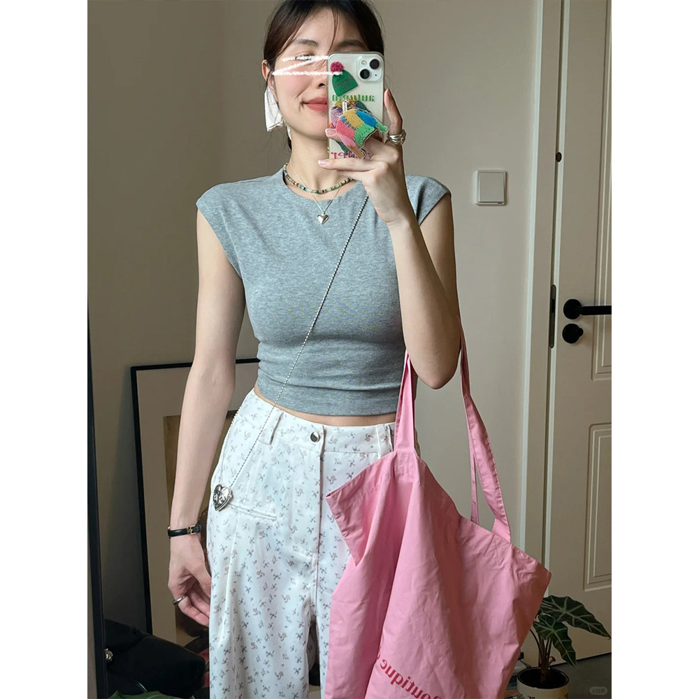 Moses Queen/Queen of Mercy แฟชั่นคังฮวีผู้หญิง เสื้อยืดผู้หญิงคอกลมแขนสั้นเซ็กซี่เสื้อพื้นฐาน