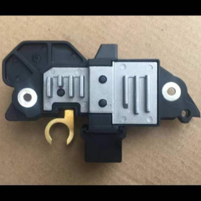 รถควบคุมอิเล็กทรอนิกส์ F00MA45253 ผู้ผลิตตัวควบคุมเครื่องกําเนิดไฟฟ้า