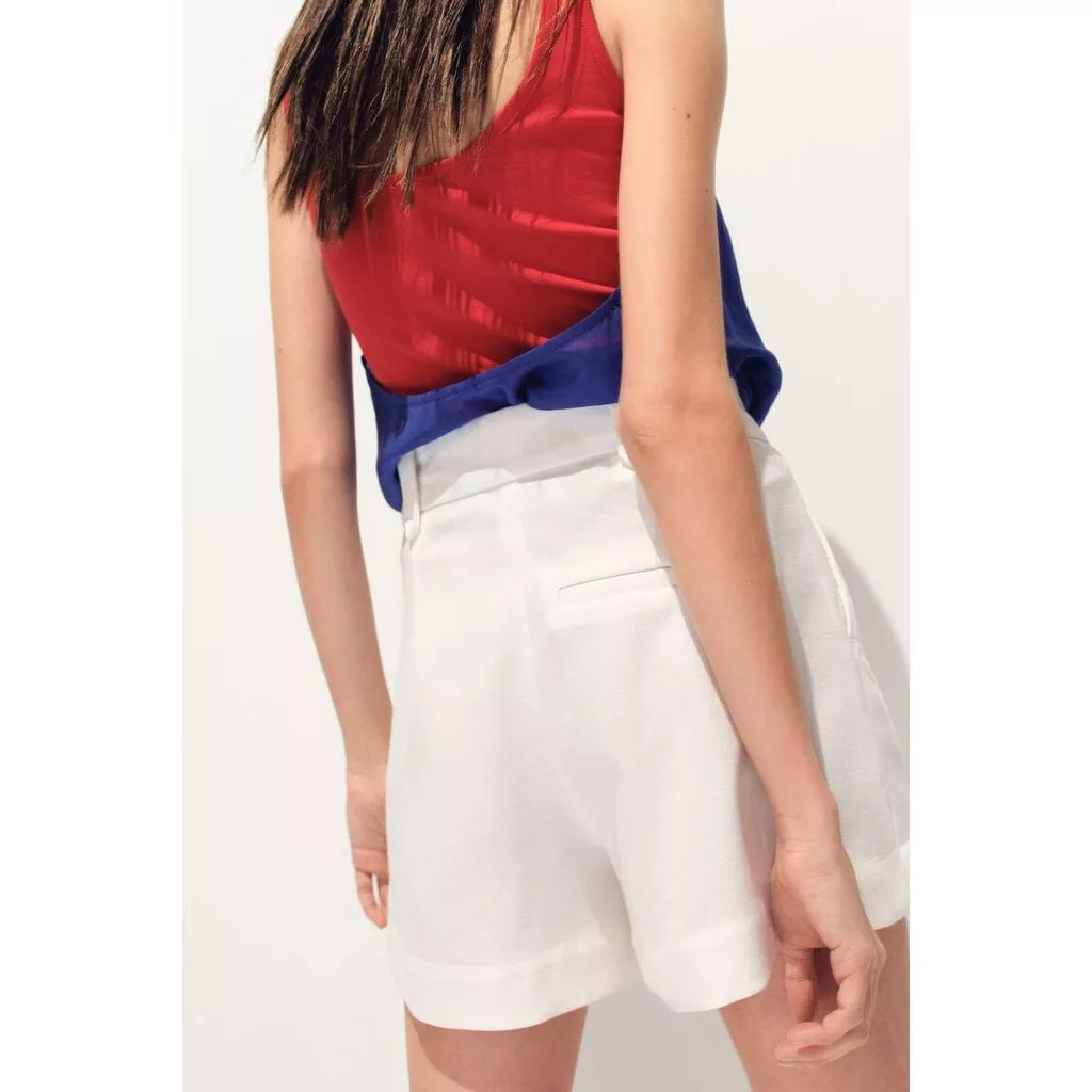 H&M(เอชแอนด์เอ็ม) กางเกงขาสั้นทรงพรีทด้านหน้า ผู้หญิง 1332567_1