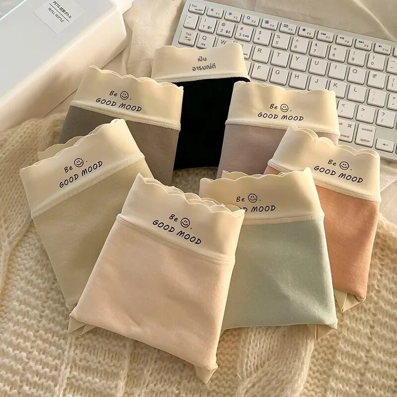 🧸💦Karola Bikinis⛱️🧸 #Y09 ชุดชั้นในสตรีคอตตอน แบบไร้ตะเข็บ ป้องกันแบคทีเรีย ส่งเสริมเอวบางสไตล์หวาน แต่งขอบพิมพ์อักษร