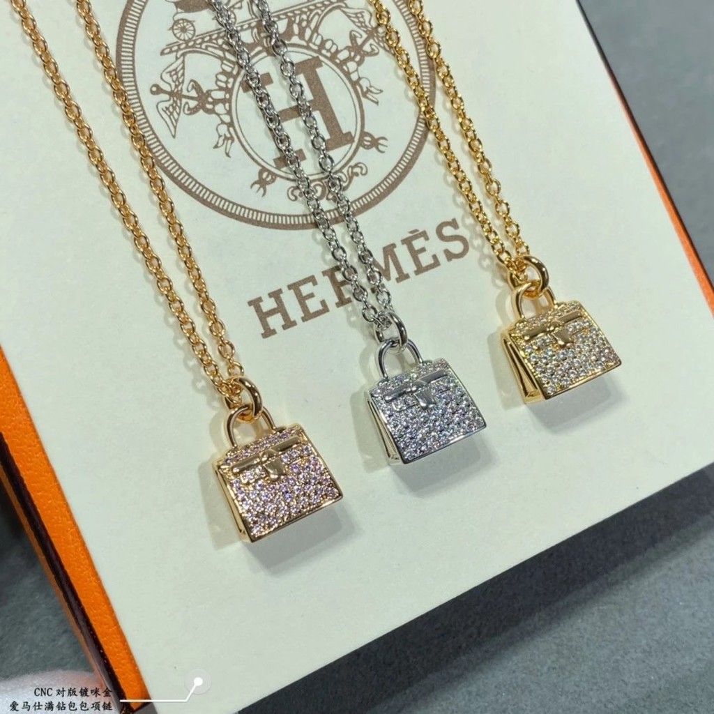 กำไลคอมีเดียมเต็มตัวสำหรับคุณลady ดีไซน์ใหม่ K15A