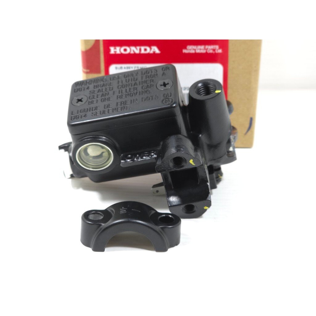 (Phantom 200) ชุดแม่ปั๊มเบรคหน้าตัวบน Honda Phantom 200 แท้