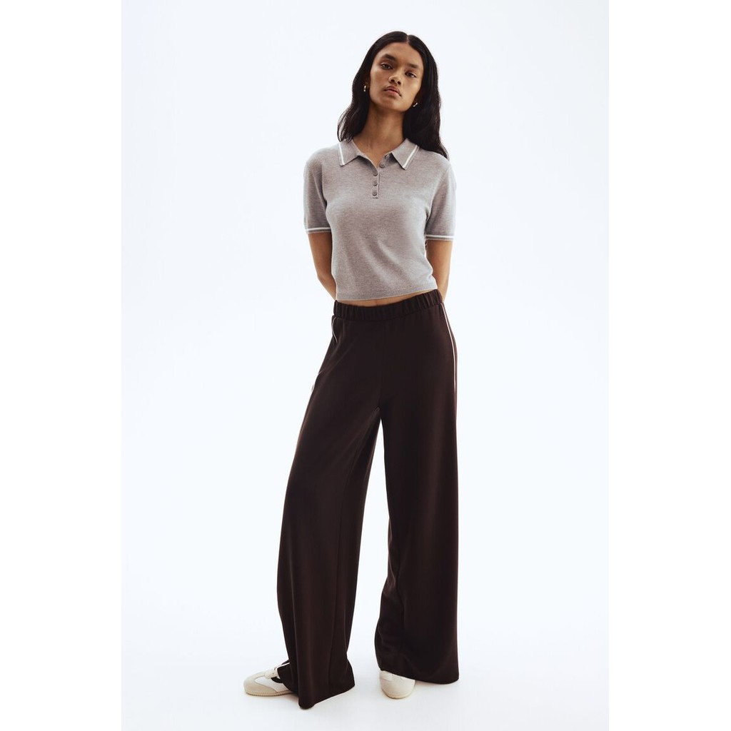 H&M(เอชแอนด์เอ็ม) กางเกงทรงบาน Women Flared trousers 1314577_1