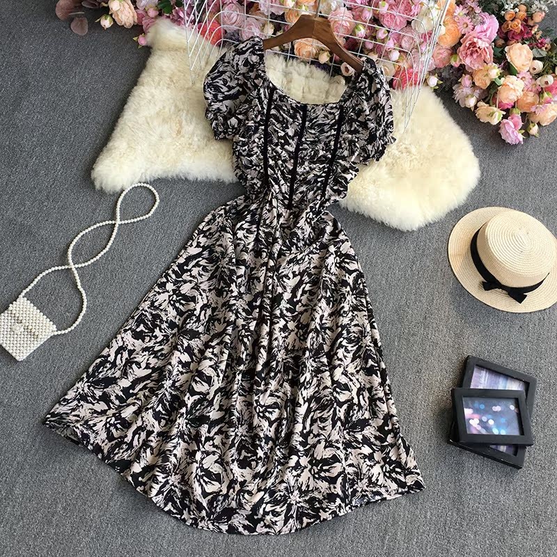 2762 ชุดเดรสแขนสั้นลายดอกไม้