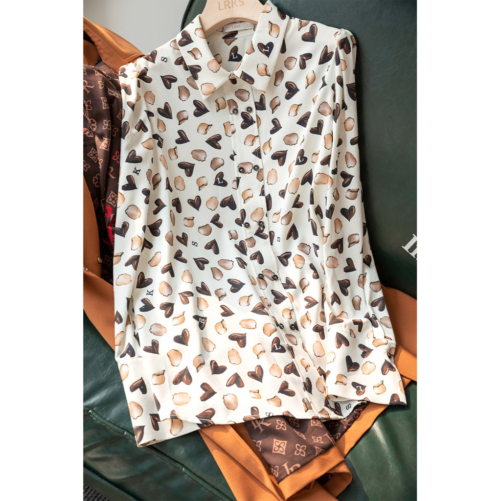 เสื้อเชิ้ต Clever สีดำ พิมพ์ลายเต็ม ดีไซน์เก๋จาก Du Home L253