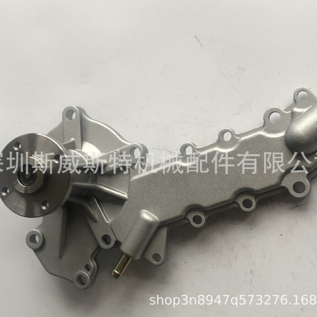 ปั๊มน้ําคูโบต้า 1K321-73031 Kubota V2403-6 ปั้มน้ําเครื่องยนต์