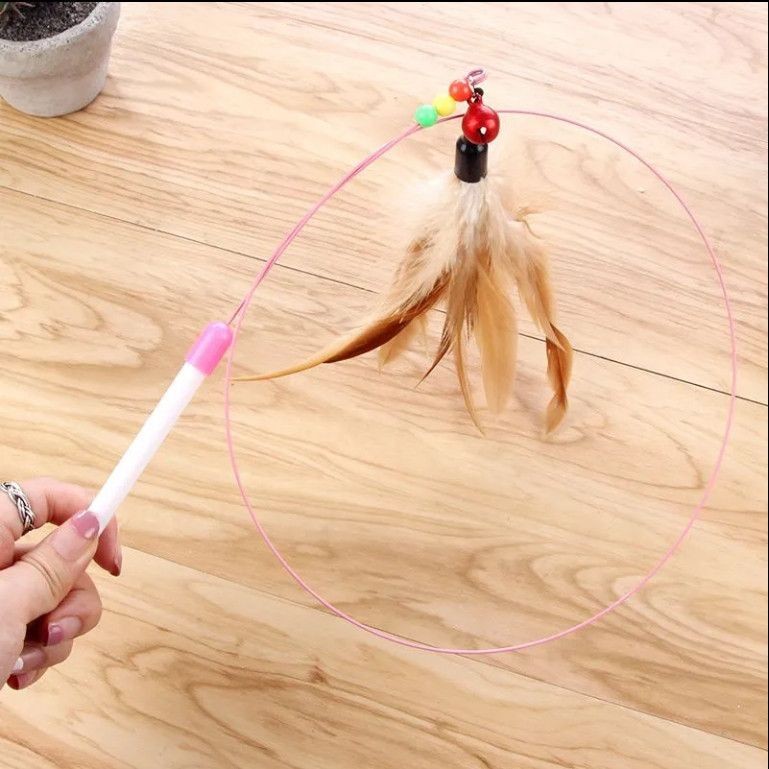 [ครั้งแรกใช้Re-Pay] Cat Teasing Stickของเล่นแมวสไตล์ใหม่ขนนกสีสันสดใสพร้อมสลิงกระดิ่งไม่ใช่เรื่องง่า