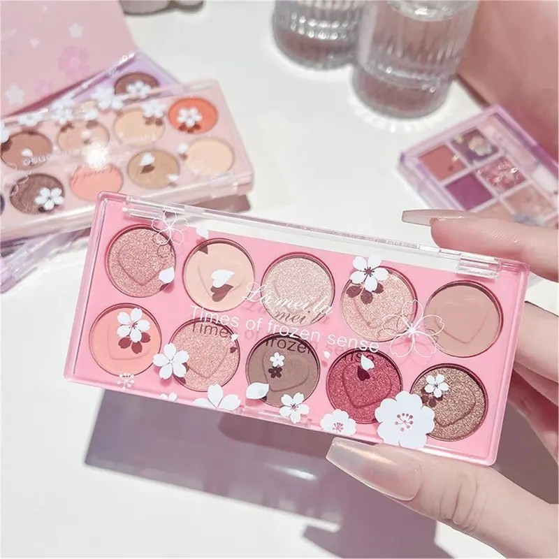 พาเลทอายแชโดว์ 10 สี สำหรับแต่งรอบดวงตา สีสวย แต่งได้หลากหลายสไตล์🫐